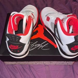 Air Jordan 4 Retro (GS)